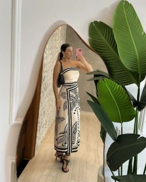 Morena Blanc - Vestido cropped listra tropical FARM